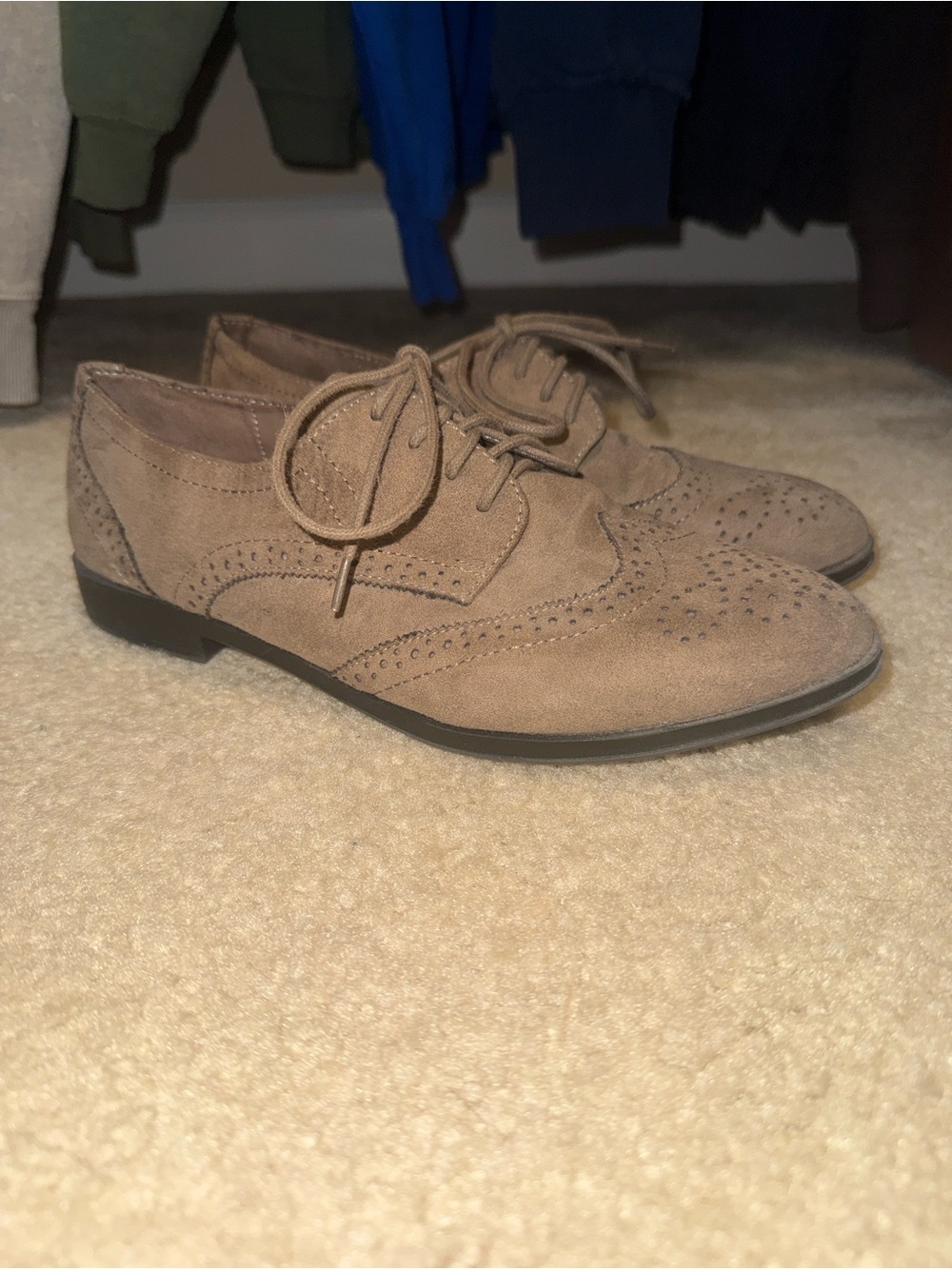 Mia Women’s Suede Wingtip Oxford Lace-Up Shoes - Taupe